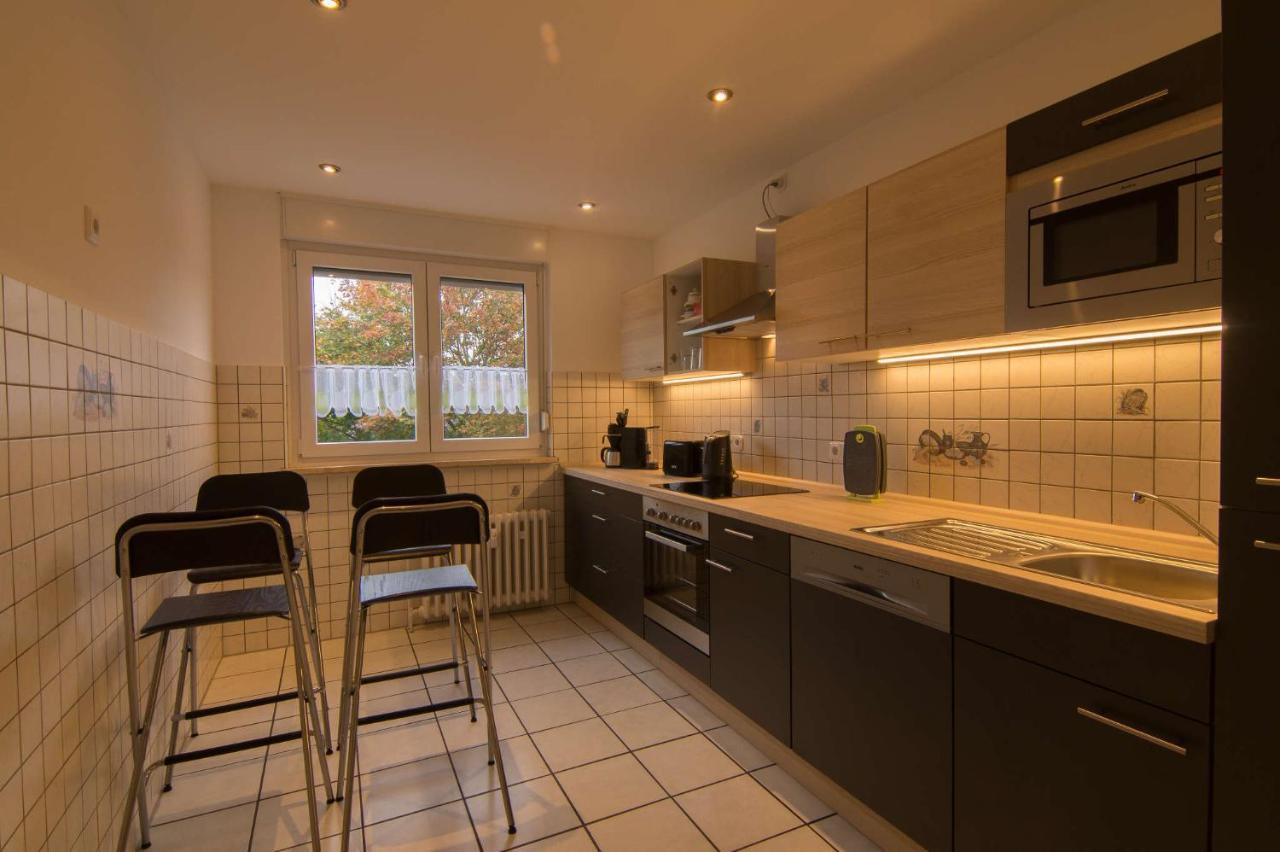 Ferienwohnung 'Zimmer Frei' Gelsenkirchen Esterno foto