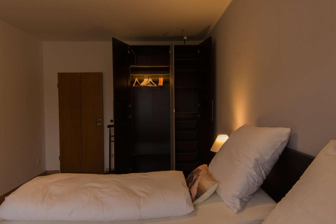 Ferienwohnung 'Zimmer Frei' Gelsenkirchen Esterno foto